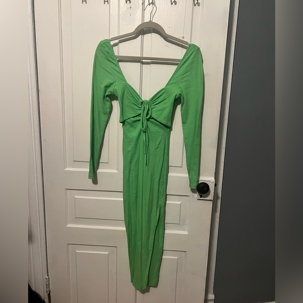Finesse Vibrant Green Tie-Front Maxi Dress